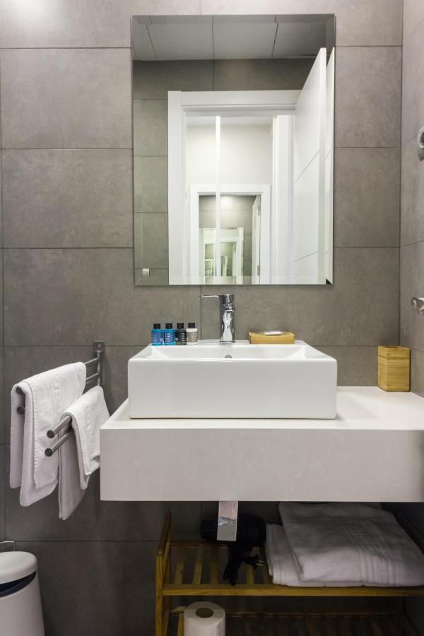 Arenal Suites Preciados Мадрид Номер фото